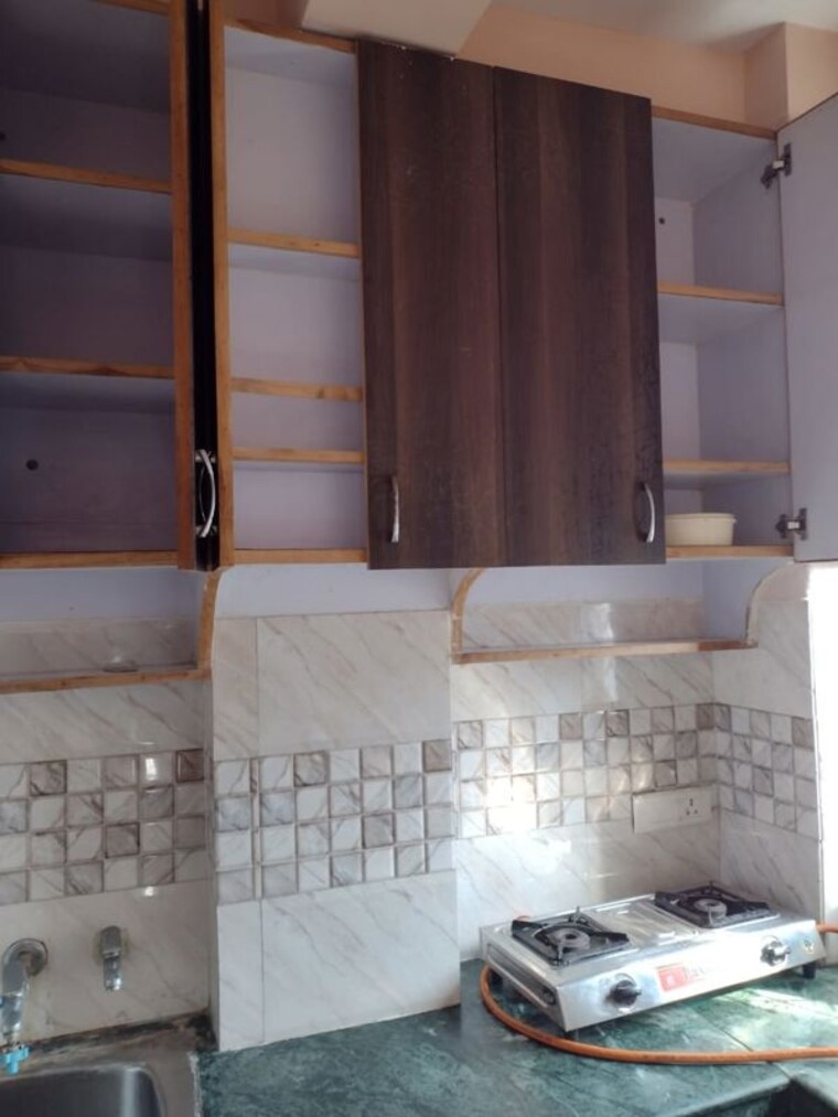 Bathroom, khirki extension 1 Bedroom 550 Sq.Ft. Apartment In Khirki Extension Delhi 10614442