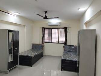 3 BHK 950 Sq.Ft. Apartment in Lalani Grandeur