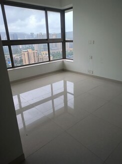 2 BHK Apartment For Sale in Kalpataru Paramount