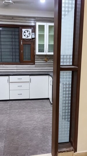 Kitchen in 3 BHK Builder Floor at Naraina – for Rent
