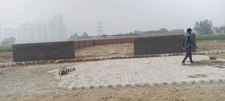 undefined, noida central  150 Sq.Yd. Plot In Noida Central Noida 10614496