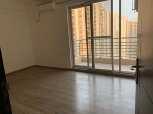 Room in 3 BHK Apartment at ABA Ivy County, Sector 75 – for Sale