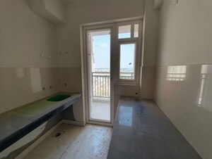 Room in 3 BHK Apartment at Eldeco Live By The Greens, Sector 150 – for Sale