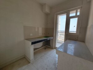 Room in 3 BHK Apartment at Eldeco Live By The Greens, Sector 150 – for Sale