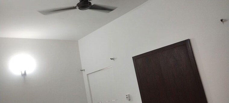 Room, rwa-apartments-sector-19 2 Bedroom 112 Sq.Ft. Builder Floor In Sector 19 Noida 10614544