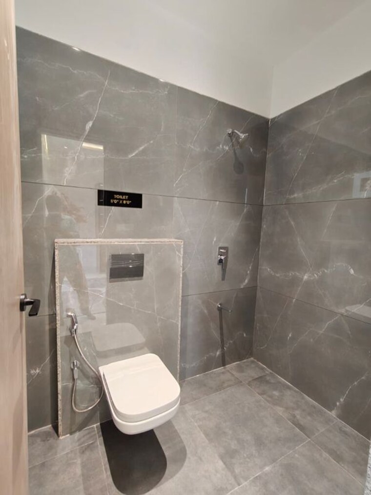 Bathroom, bhayli road 3 Bedroom 1256 Sq.Ft. Apartment In Bhayli Road Vadodara 10614535