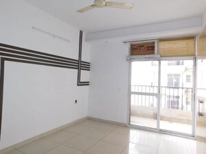 Room in 3 BHK Builder Floor at Rajendra Nagar – for Rent