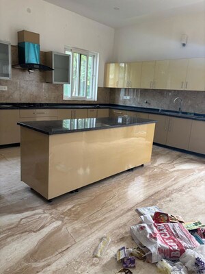 Kitchen in 4 BHK Independent House at Sainik Farm – for Rent