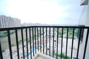 Balcony in 2.5 BHK Apartment at Gaur City 4th Avenue, Sector 4 Greater Noida – for Sale