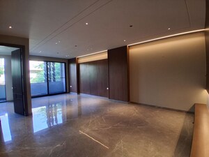 Room in 3 BHK Builder Floor at Rajouri Garden – for Rent