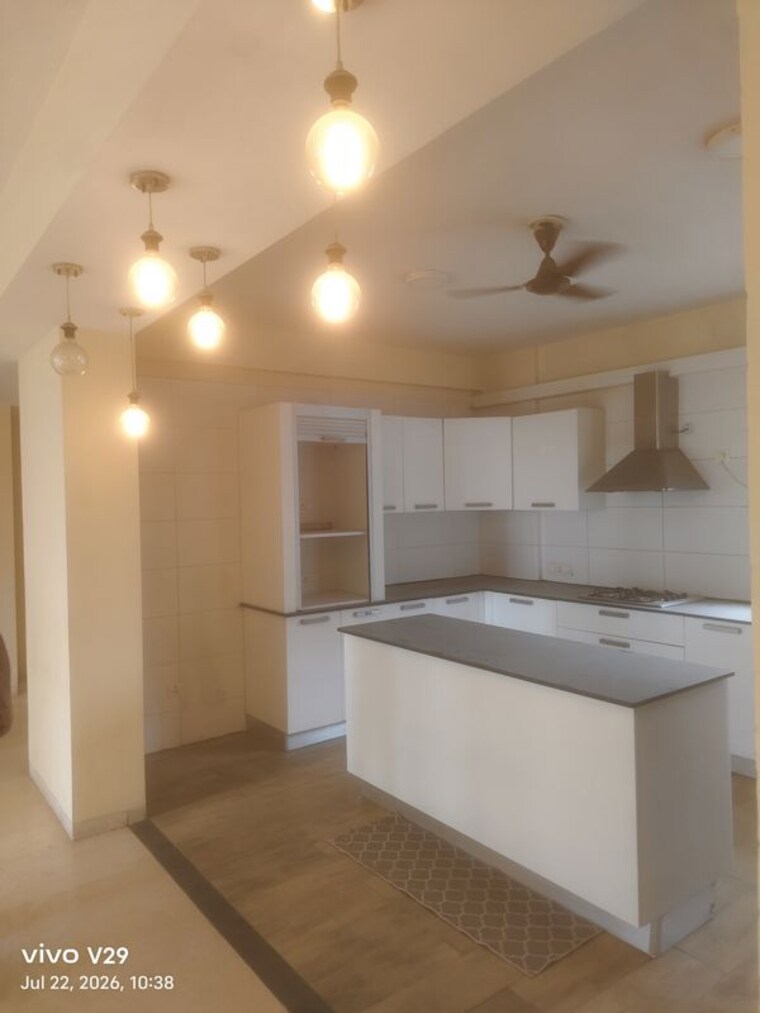 Bathroom, unitech-uniworld-resorts-the-residences 5 Bedroom 4500 Sq.Ft. Villa In Sector 33 Gurgaon 10614547