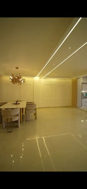Furnished Amenities in 3 BHK Builder Floor at Sushant Lok ii – for Sale