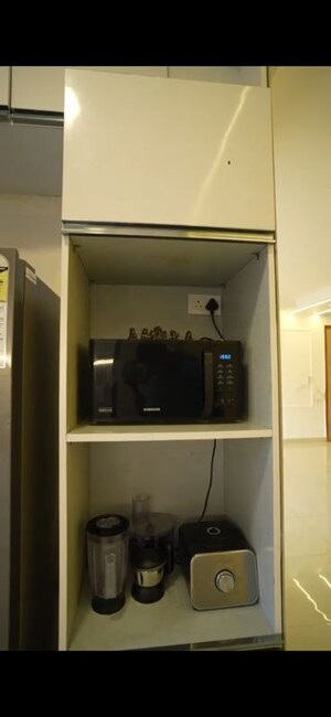 Furnished Amenities in 3 BHK Builder Floor at Sushant Lok ii – for Sale