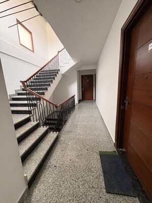 Staircase in 2 BHK Apartment at Saket – for Rent