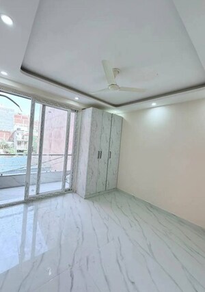 1 BHK Apartment For Rent in Saket