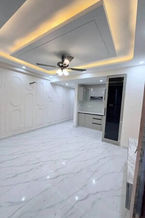 Room in 1 BHK Apartment at Saket – for Rent
