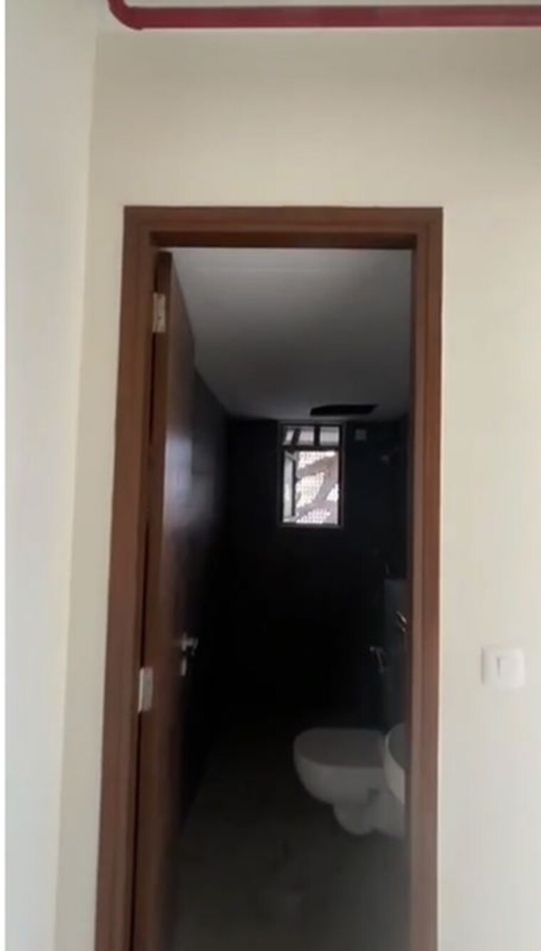 Bathroom, chembur 3 Bedroom 1000 Sq.Ft. Apartment In Chembur Mumbai 10614576