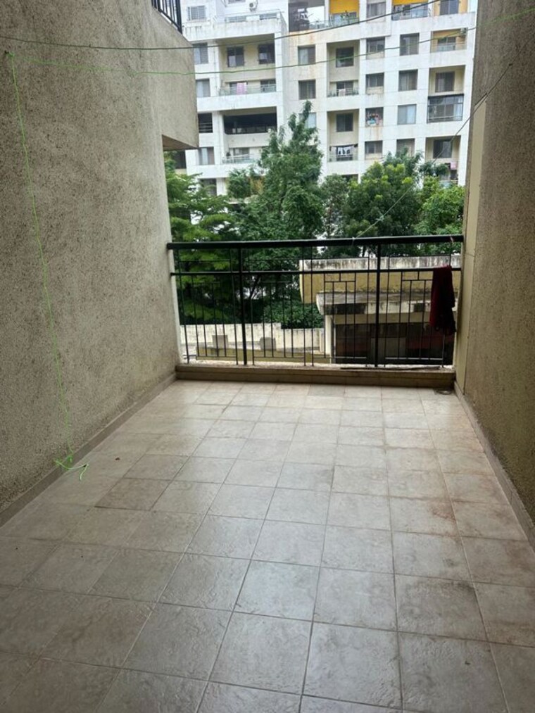 Balcony, kalpataru-splendour 2 Bedroom 840 Sq.Ft. Apartment In Wakad Pune 10614599