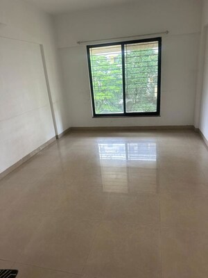 Room in 2 BHK Apartment at Kalpataru Splendour, Wakad – for Sale