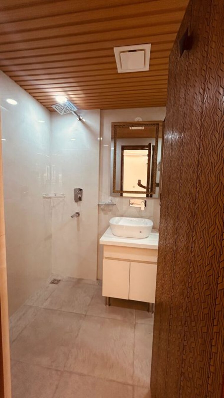 Bathroom, sector 19b dwarka 3 Bedroom 1850 Sq.Ft. Apartment In Sector 19b Dwarka Delhi 10614580