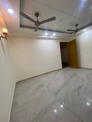 Room in 2 BHK Apartment at Freedom Fighters Enclave – for Rent