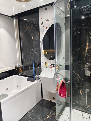 Team Area in 3 BHK Apartment at Marathon Monte South, Byculla West – for Sale