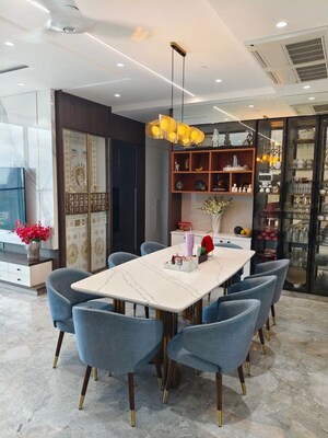 Team Area in 3 BHK Apartment at Marathon Monte South, Byculla West – for Sale