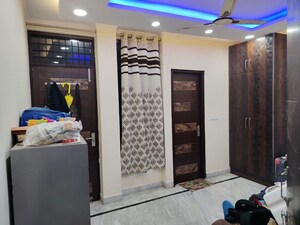 Bedroom in 3 BHK Builder Floor at Arjun Nagar – for Sale