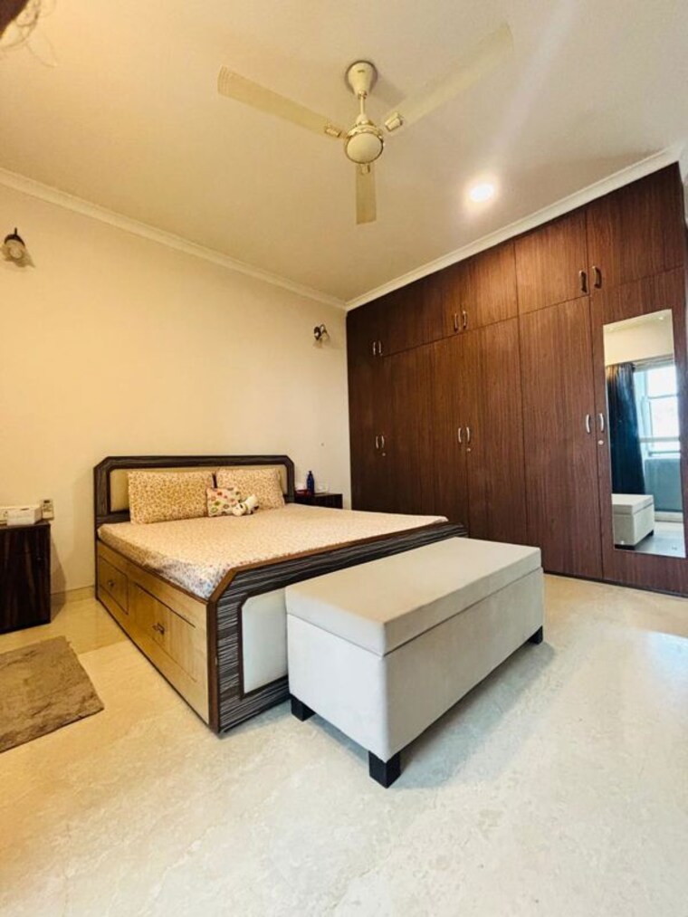 Bedroom, greater kailash ii 3 Bedroom 2500 Sq.Ft. Apartment In Greater Kailash ii Delhi 10614649
