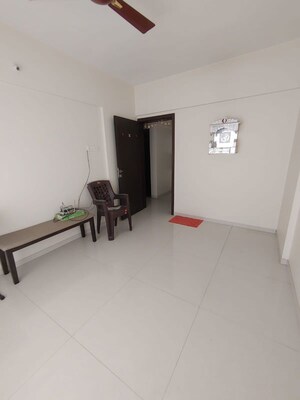 Room in 1 BHK Apartment at Welworth Tinseltown, Bavdhan – for Rent