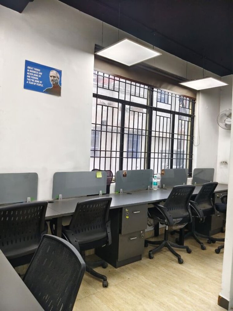 Team Area, sector 63 Commercial Office Space 600 Sq.Ft. In Sector 63 Noida 10614643