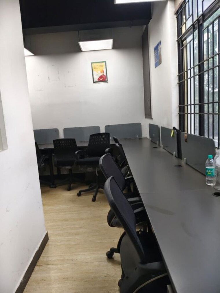 Team Area, sector 63 Commercial Office Space 600 Sq.Ft. In Sector 63 Noida 10614643