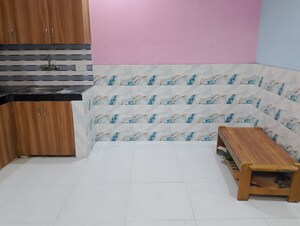 Room in 1 BHK Builder Floor at Laxman Vihar Phase 2 – for Rent