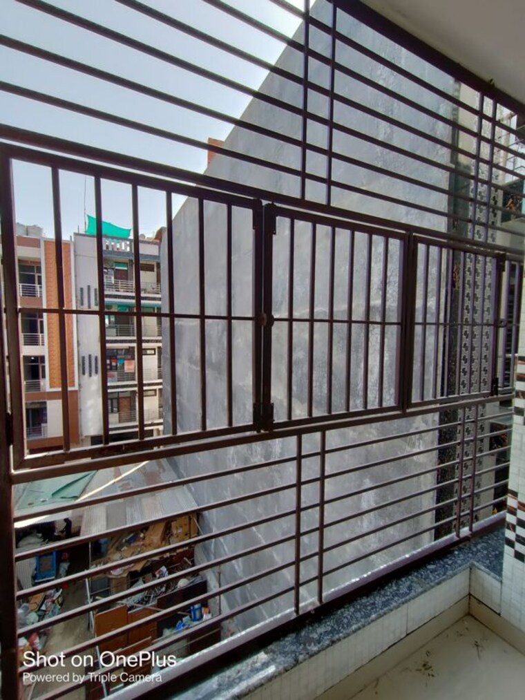 Balcony, razapur khurd 2 Bedroom 500 Sq.Ft. Builder Floor In Razapur Khurd Delhi 10614700