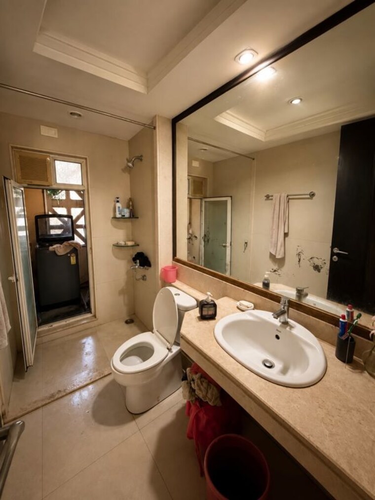 Bathroom, chembur 2 Bedroom 780 Sq.Ft. Apartment In Chembur Mumbai 10614724