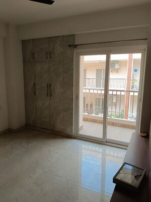 Room in 3 BHK Apartment at Uninav Eden, Raj Nagar Extension – for Sale