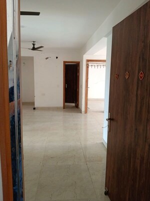 Room in 3 BHK Apartment at Uninav Eden, Raj Nagar Extension – for Sale