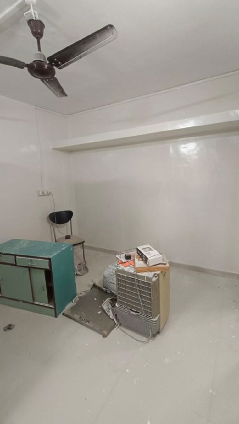 Team Area, shree-mangal-chs 1.5 Bedroom 750 Sq.Ft. Apartment In Dhankawadi Pune 10614734