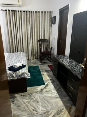 Bedroom in 2 BHK Apartment at Lajpat Nagar ii – for Rent