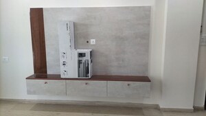 Room in 4 BHK Apartment at Mahagun Mezzaria, Sector 78 – for Rent