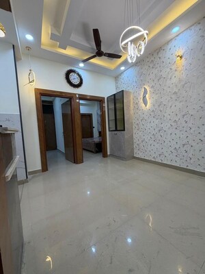 Room in 3 BHK Builder Floor at Vasundhara Sector 5 – for Sale
