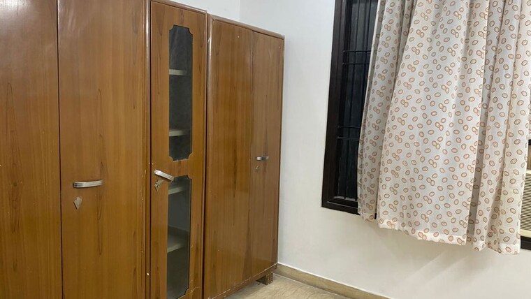 Room, rajouri garden 3 Bedroom 160 Sq.Yd. Builder Floor In Rajouri Garden Delhi 10614777