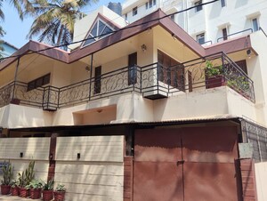  Plot For Sale in Dollars Colony