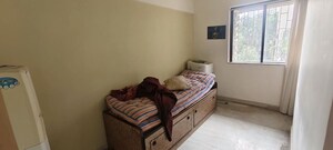 Bedroom in 1.5 BHK Apartment at Mahim West – for Rent