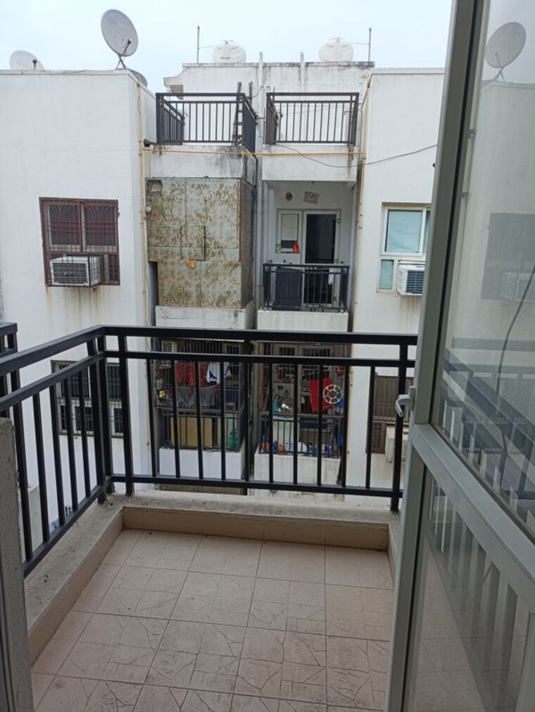Balcony, bptp-park-elite-floors 3 Bedroom 1300 Sq.Ft. Apartment In Sector 85 Faridabad 10614806