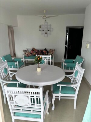 Team Area in 3 BHK Apartment at Amann Akansha Heights, Worli – for Sale