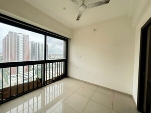 Room in 1 BHK Apartment at Duville Riverdale Suites, Kharadi – for Rent