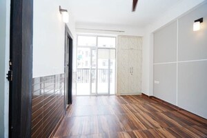 Room in 2 BHK Apartment at Galaxy Royale, Gaur City 2 – for Sale