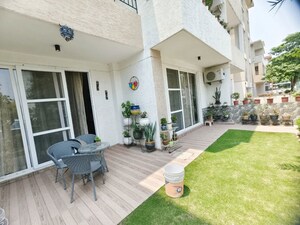 Team Area in 3 BHK Builder Floor at Omaxe Silver Birch, North Mullanpur – for Rent