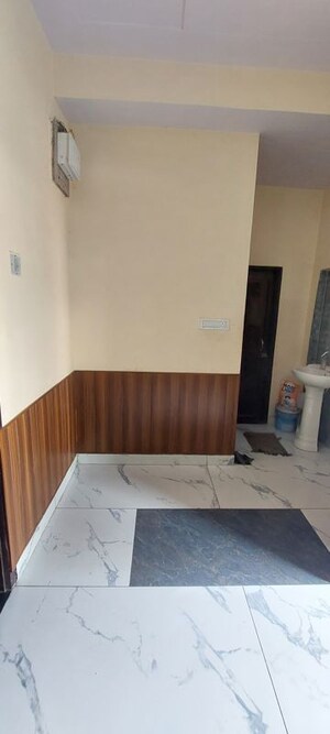 Building Lobby in 2 BHK Independent House at Shanti Vihar Jamna Puri, Jamna Puri – for Rent